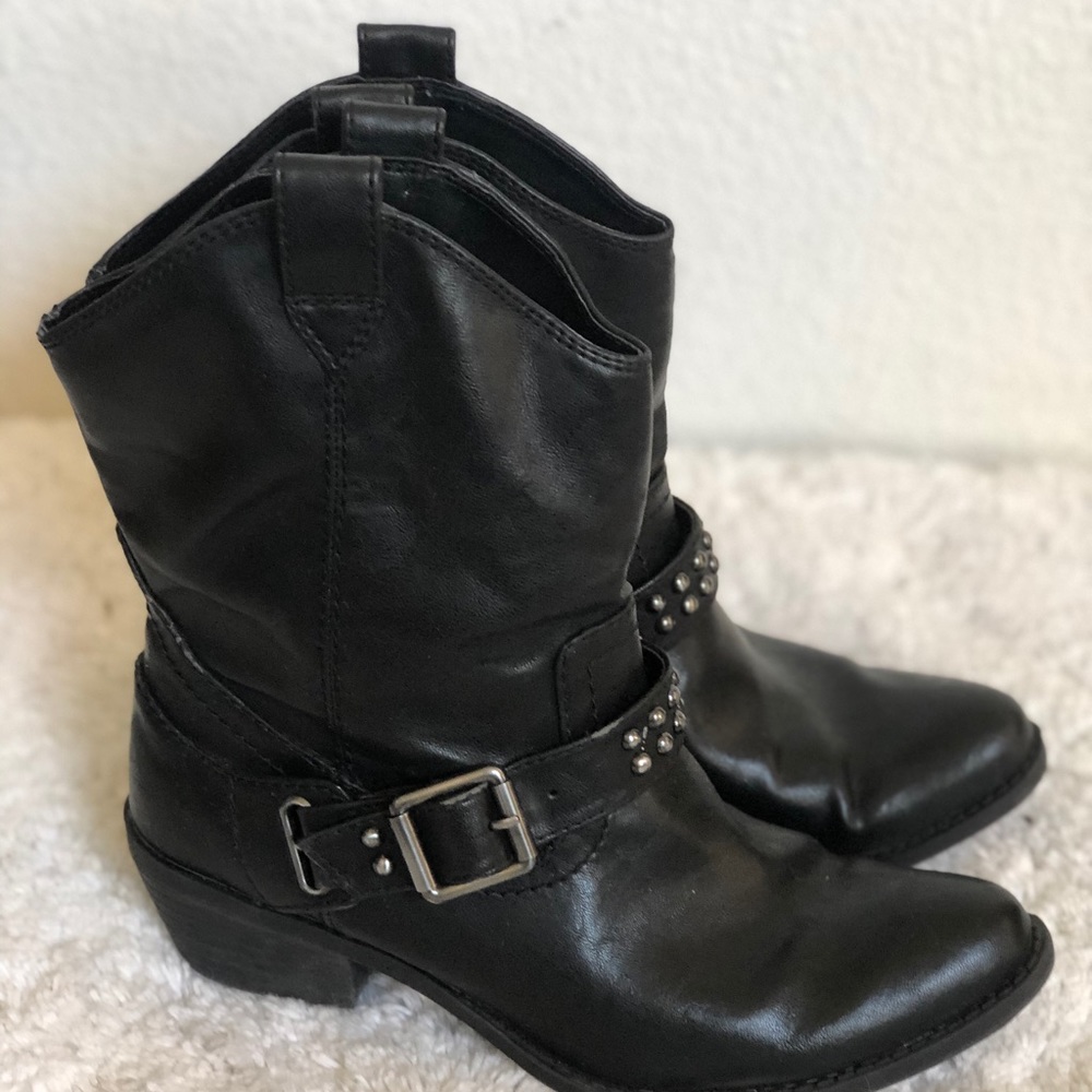 Women’s boots